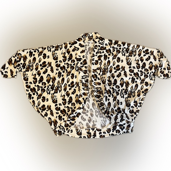 Veveret Cardigan Animal Print size 1X - Picture 3 of 9